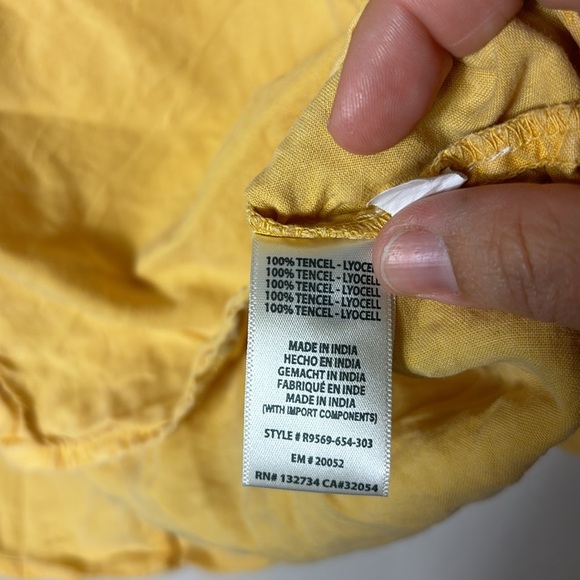 Cloth & Stone Button Down Shirt Eyelet Sleeve Top mustard yellow size M - Picture 7 of 11